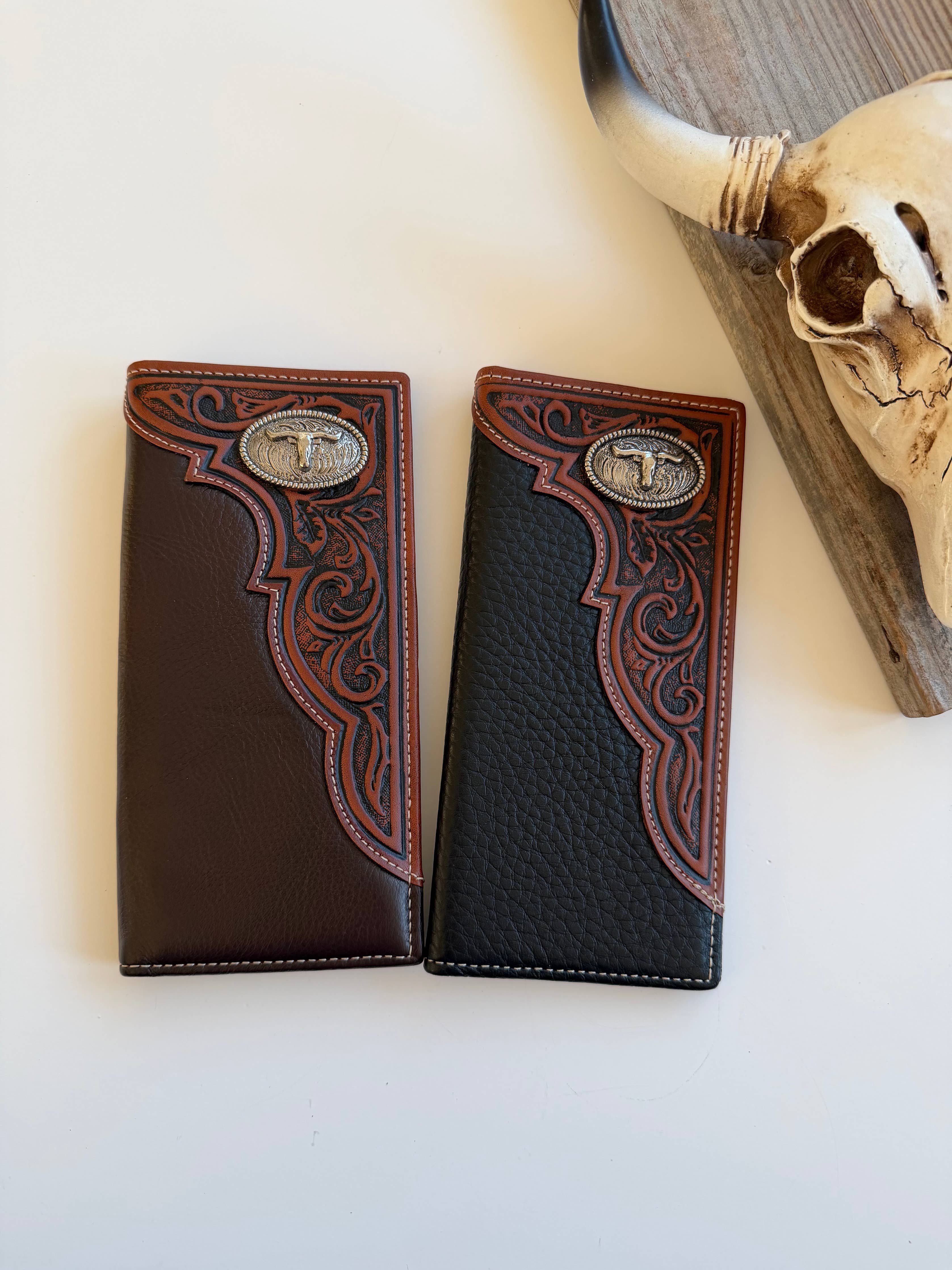 Genuine Tooled Leather Bi-Fold Wallet | Longhorn Star
