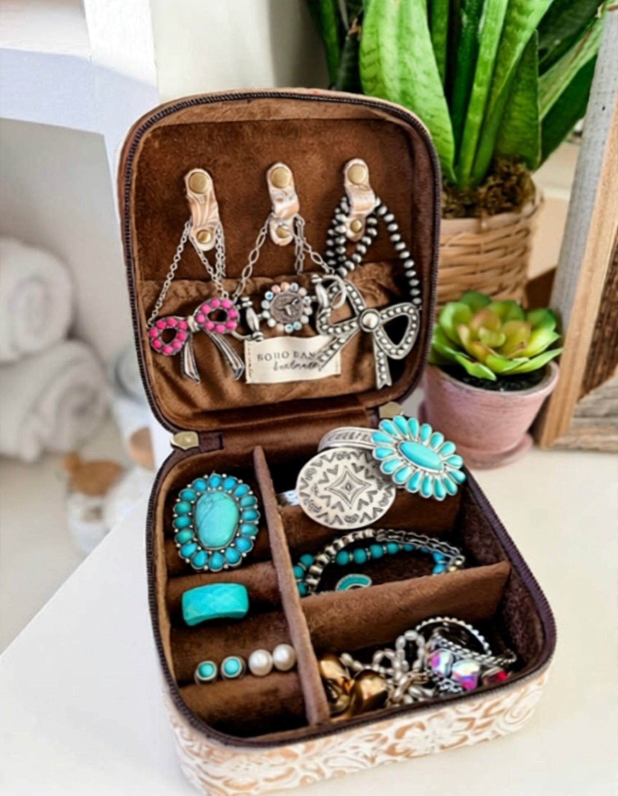 Western Hand Tooled Leather Jewelry Box - travel storage 