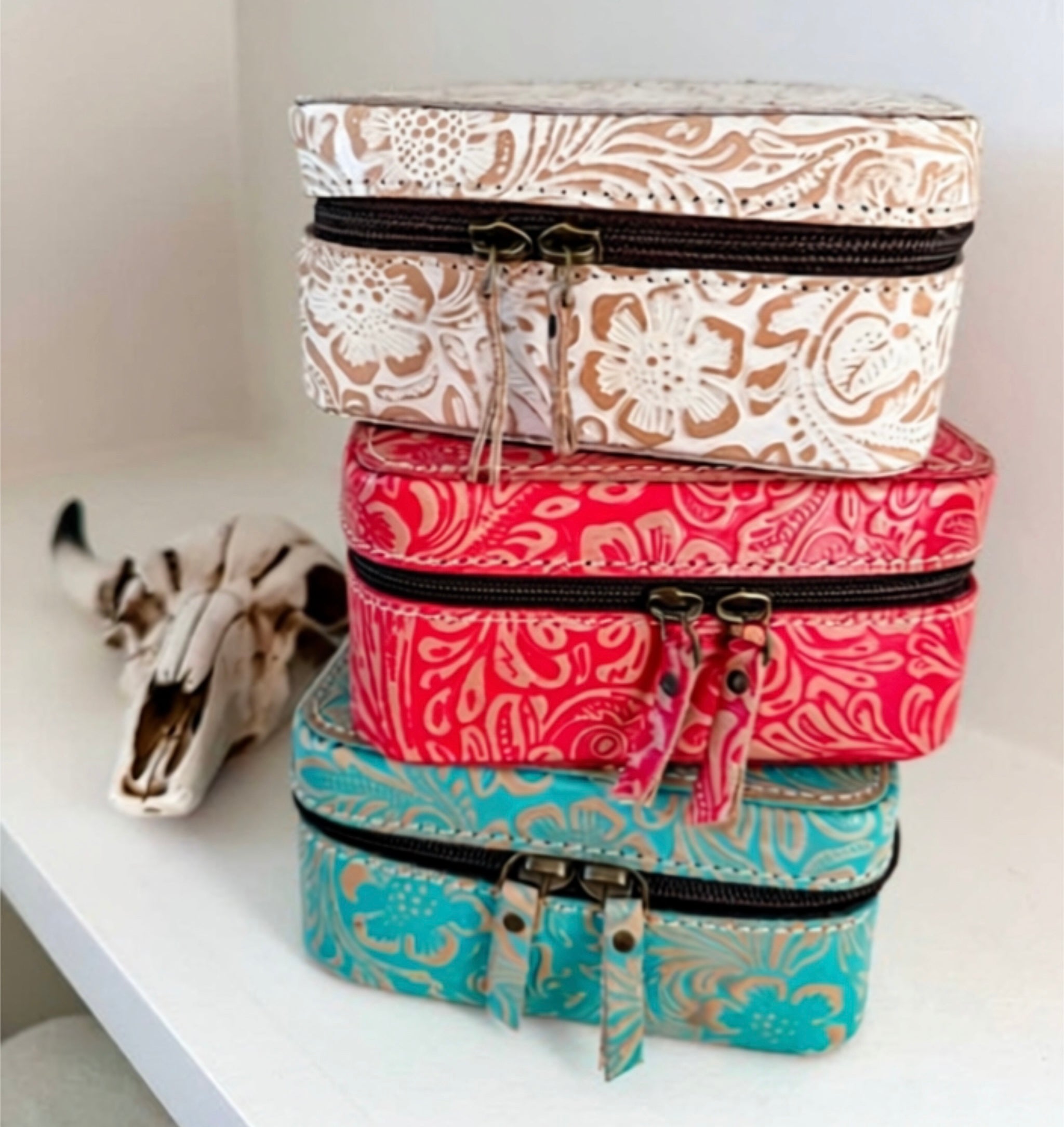 Western Hand Tooled Leather Jewelry Box - travel storage 